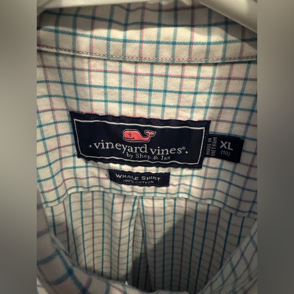 Vineyard Vines Green and White Checkered Shirt - Picture 4 of 4